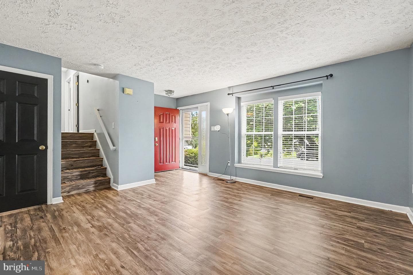 504 E Craighill Channel Drive photo 5