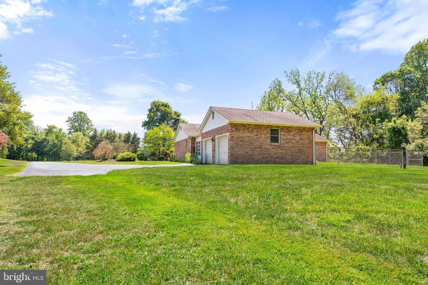 4793 Telegraph Road photo 34