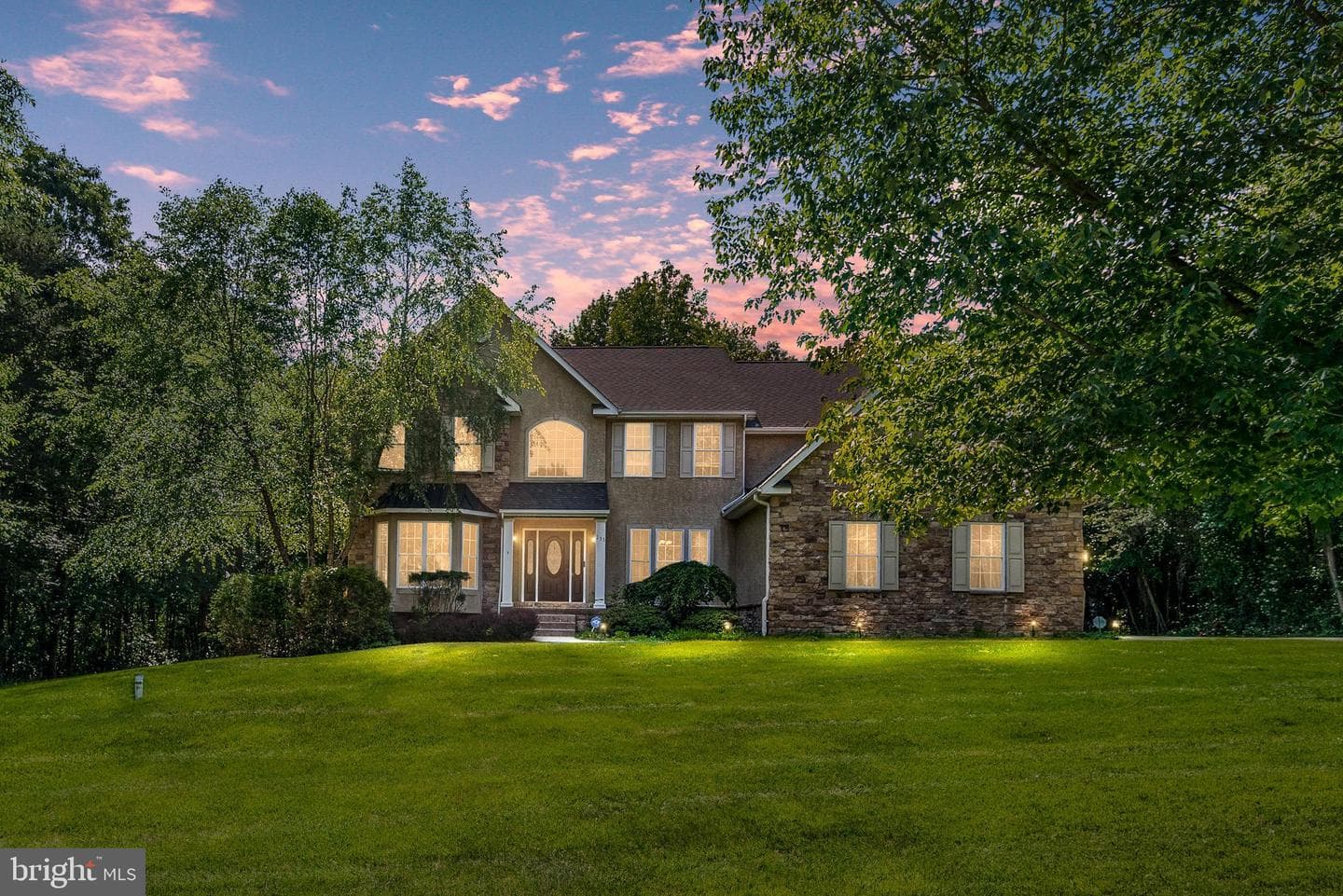 233 Woodholme Way photo 1