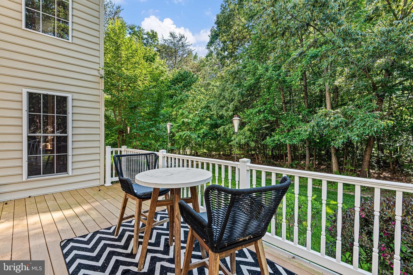 233 Woodholme Way photo 22