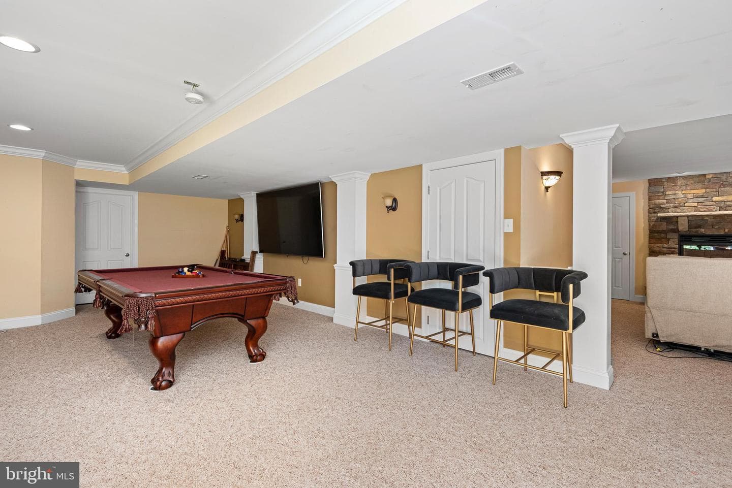 233 Woodholme Way photo 48