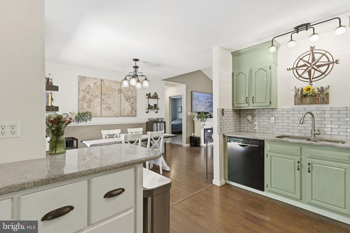 6 Kings Ct photo 12