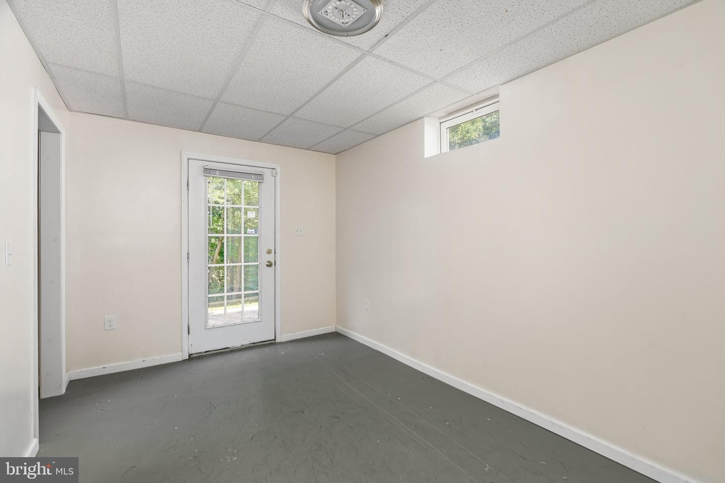 228 Thomas Jefferson Terrace photo 26