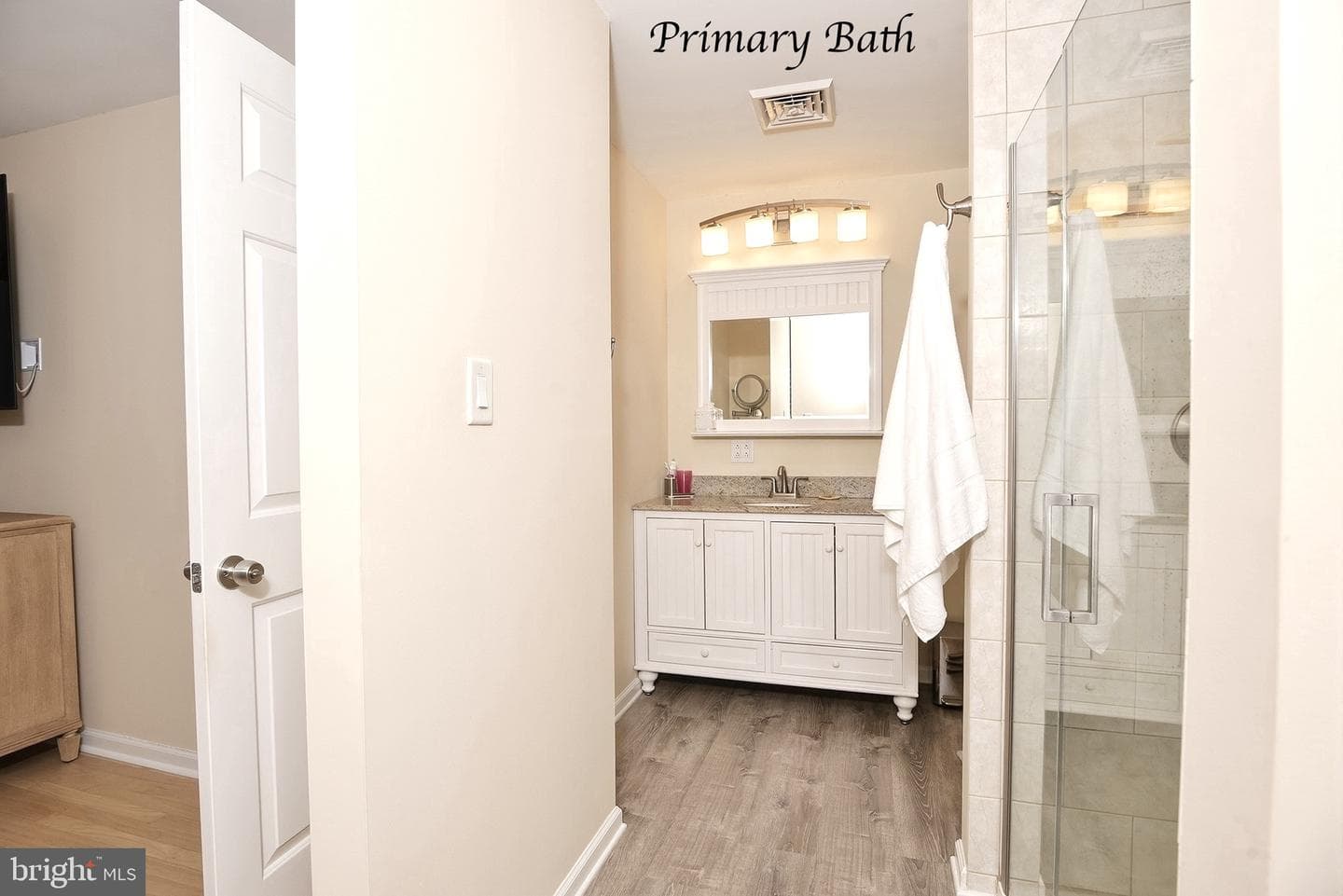 130 Carriage Lane photo 24
