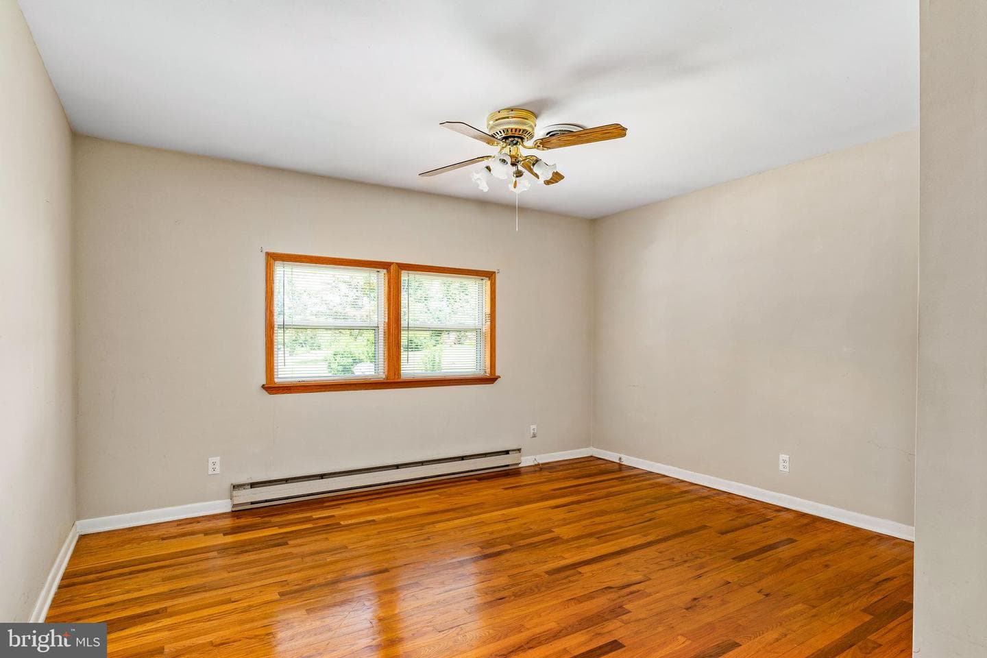 56 Woodlyn Road photo 19