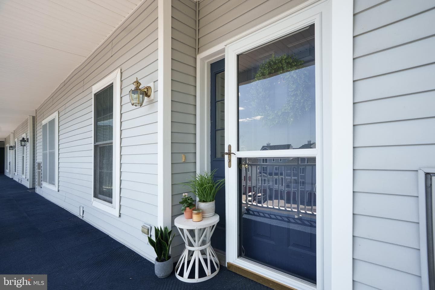118 Rowland Dr photo 3