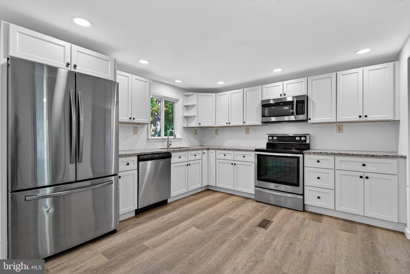 120 Long Beach Road photo 9