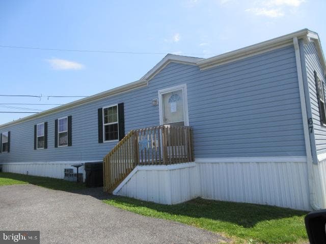 67 Saint Michaels Ct photo 1