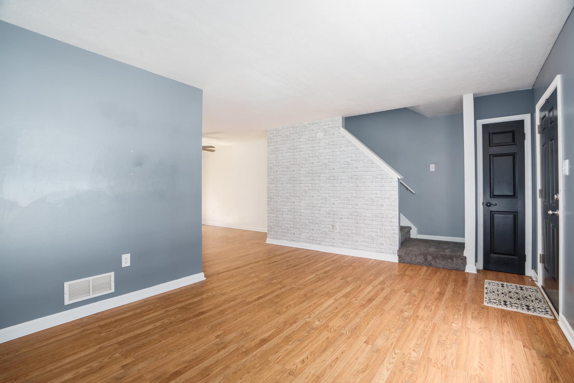 129 Mahogany Drive photo 3