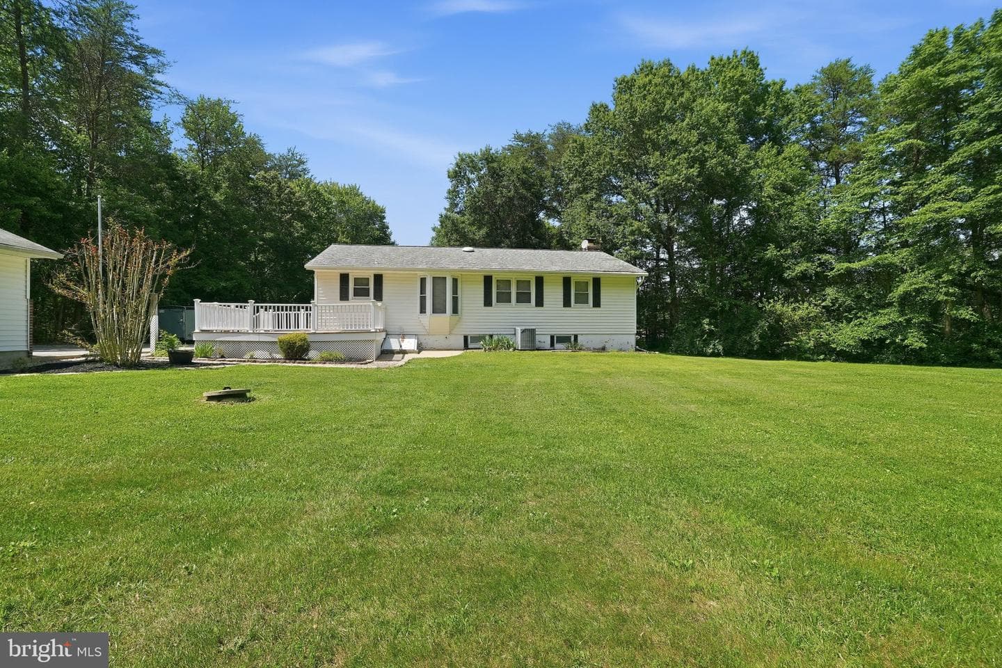694 W Pulaski Highway photo 39