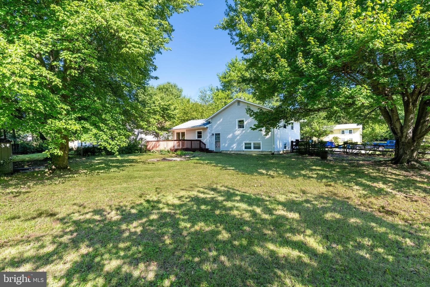 242 Courtney Drive photo 6