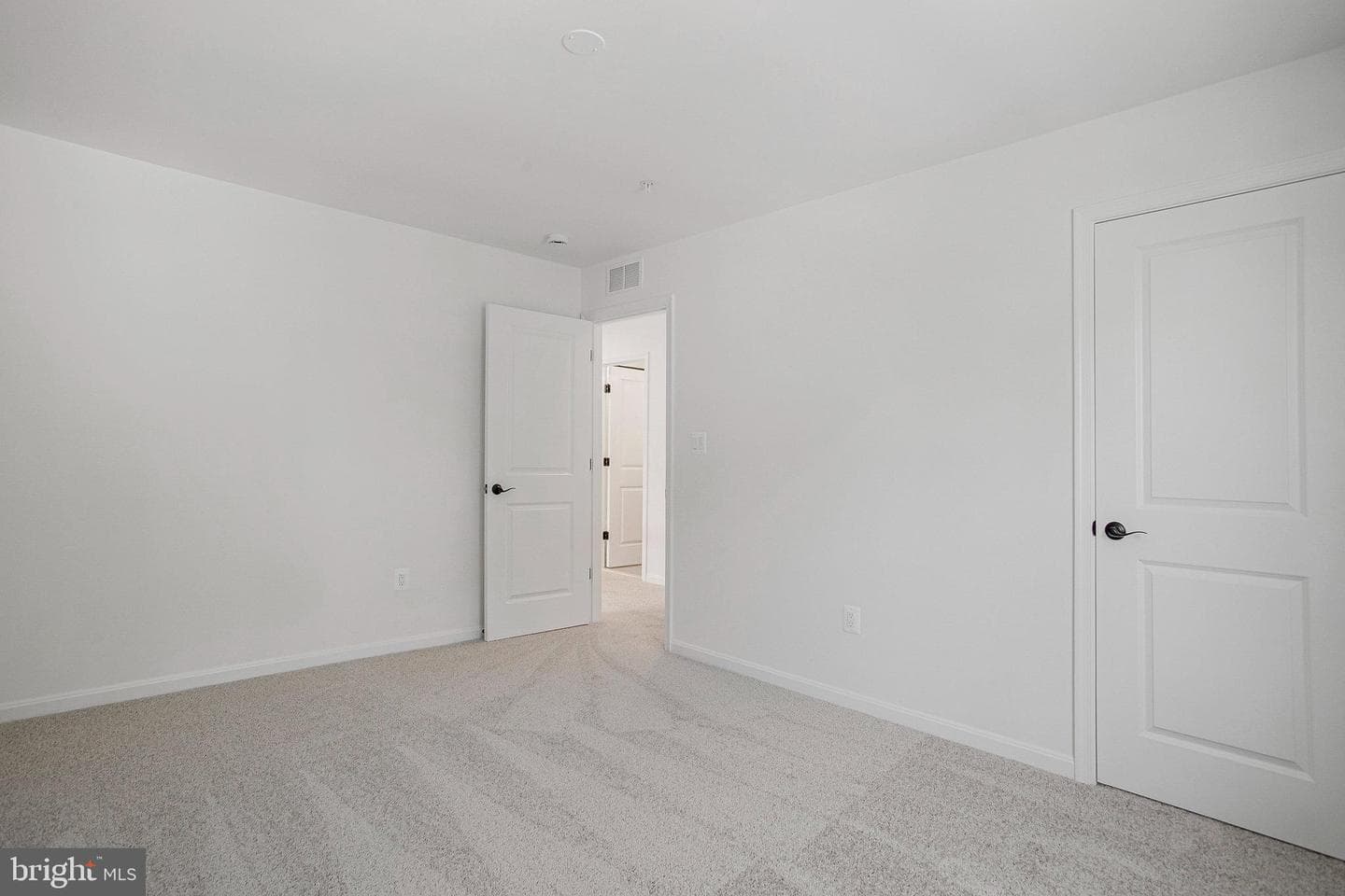 112 Catalpa Drive photo 20