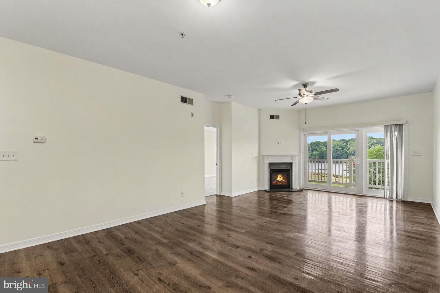 231 Roundhouse Drive #3i photo 4