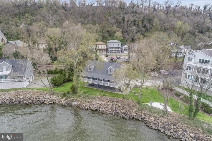 1 Vanort Drive photo 1