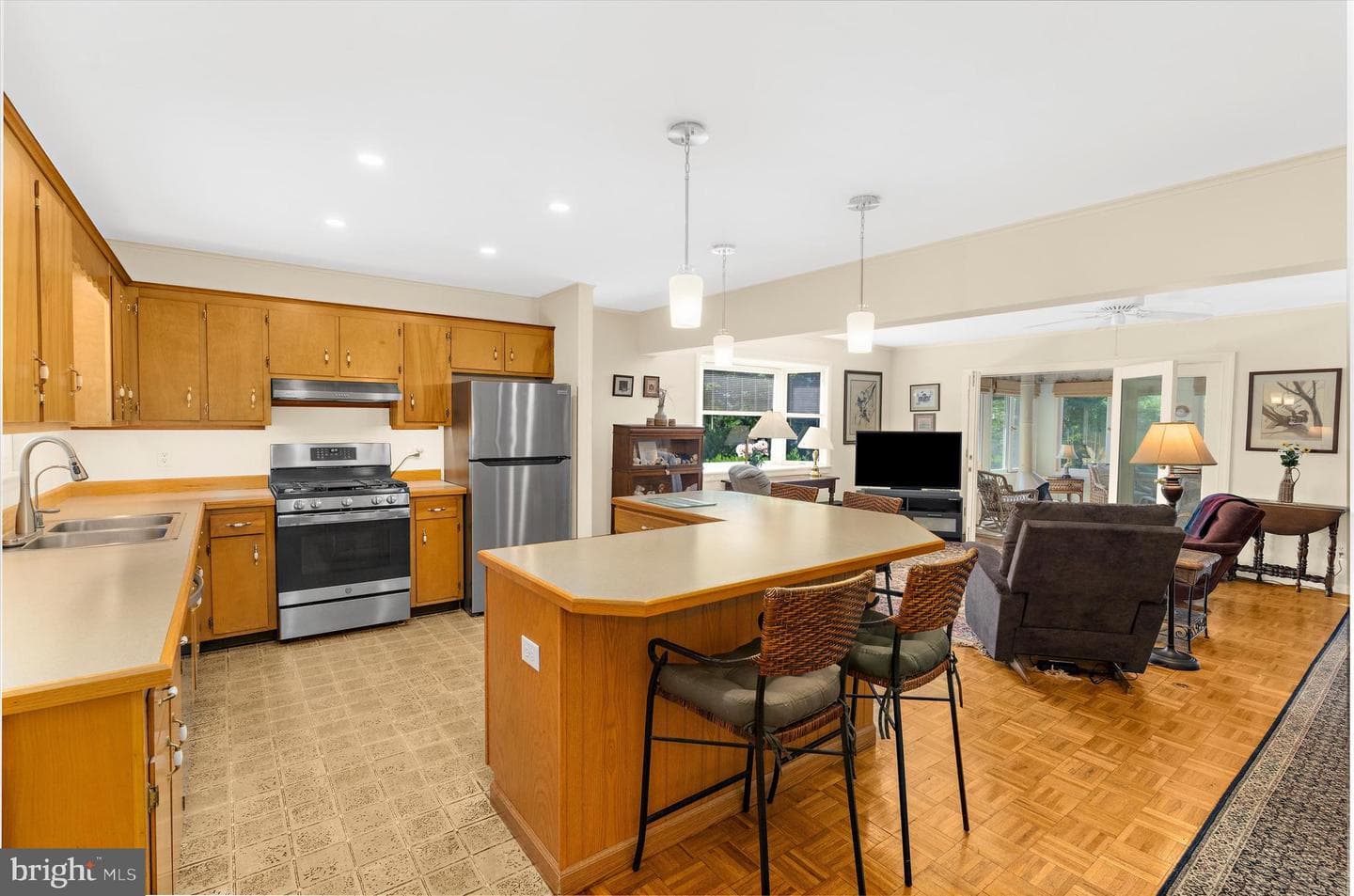 224 Tockwogh Drive photo 7