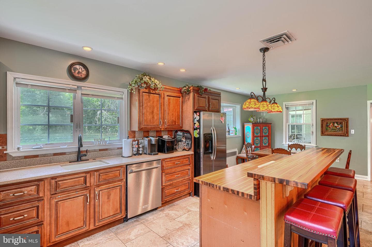 199 Riverside Drive photo 15