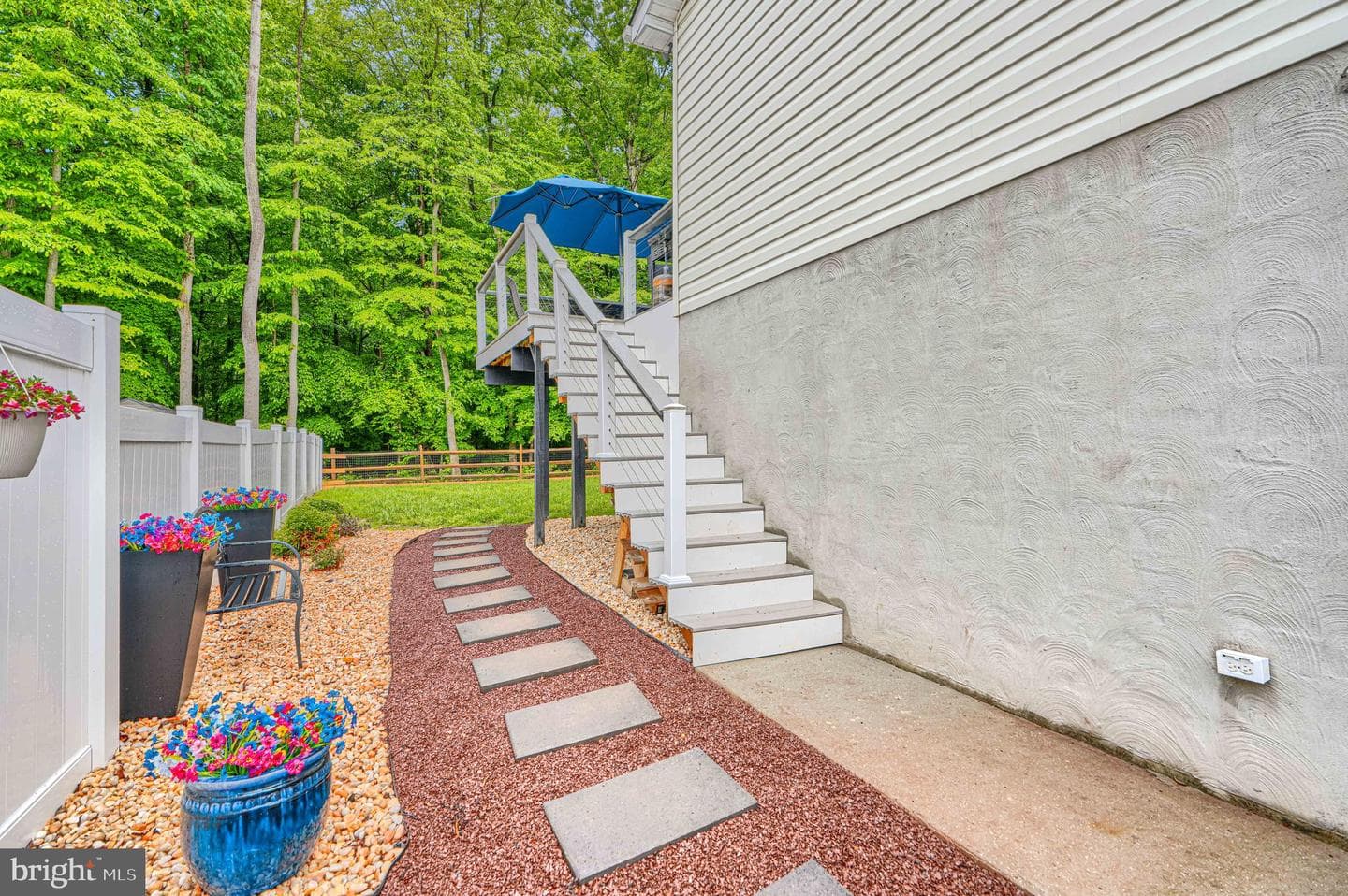72 Catalpa Drive photo 39