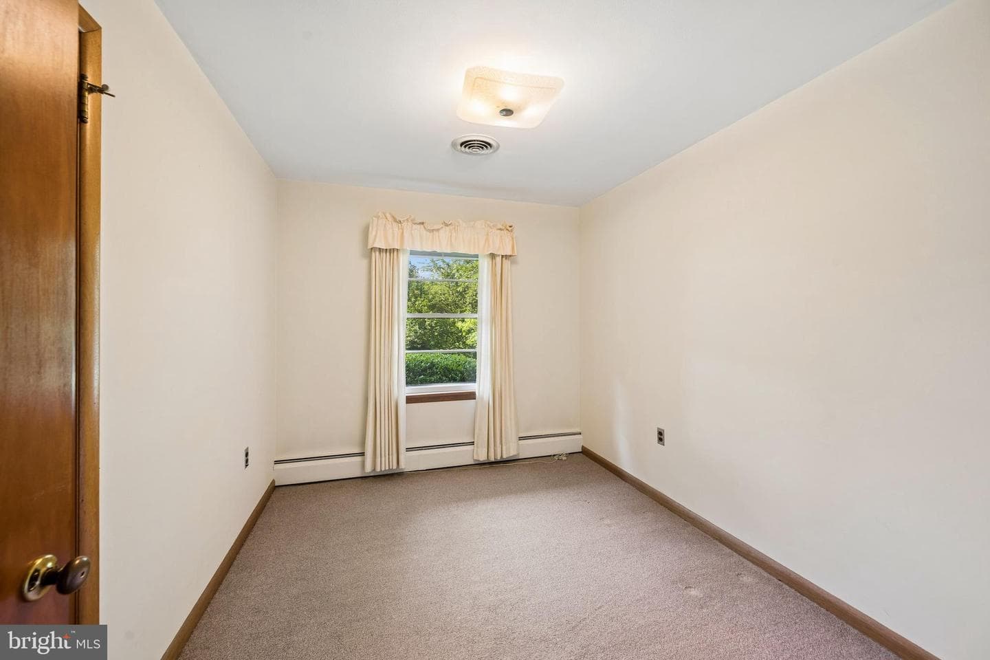 30 Coulter Lane photo 27