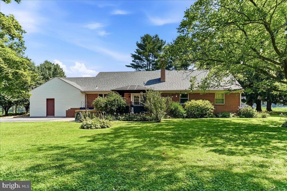 2765 Blue Ball Road photo 43