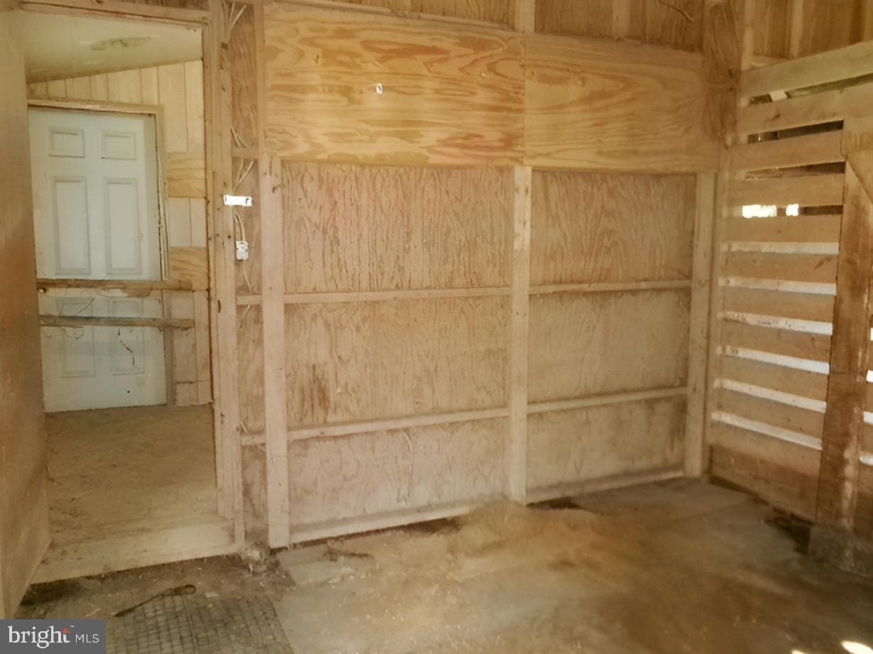 43 Frances Drive photo 16