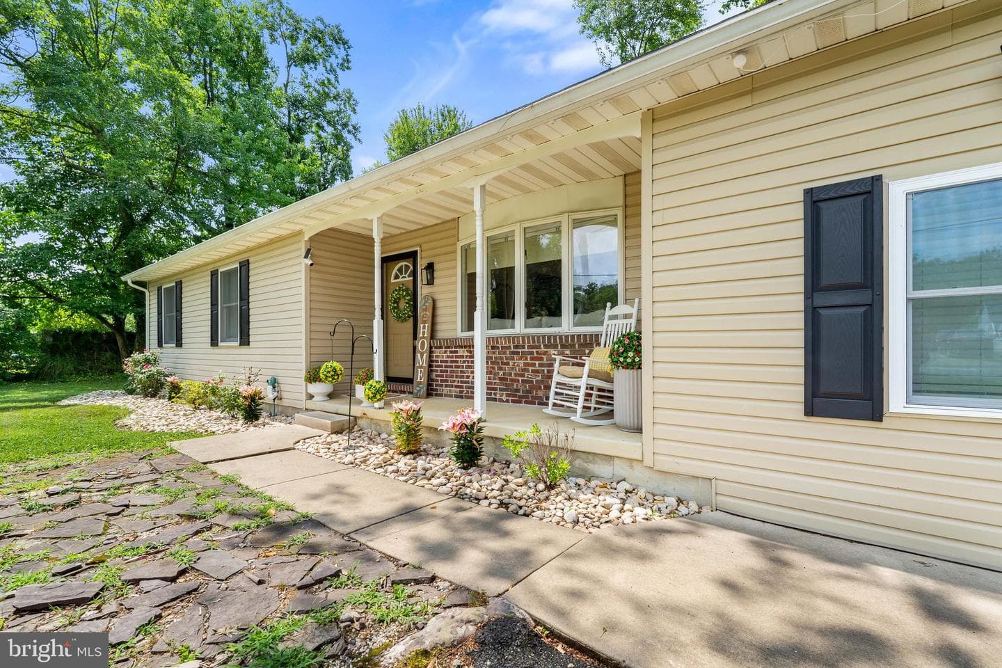 19 Elk Road photo 2