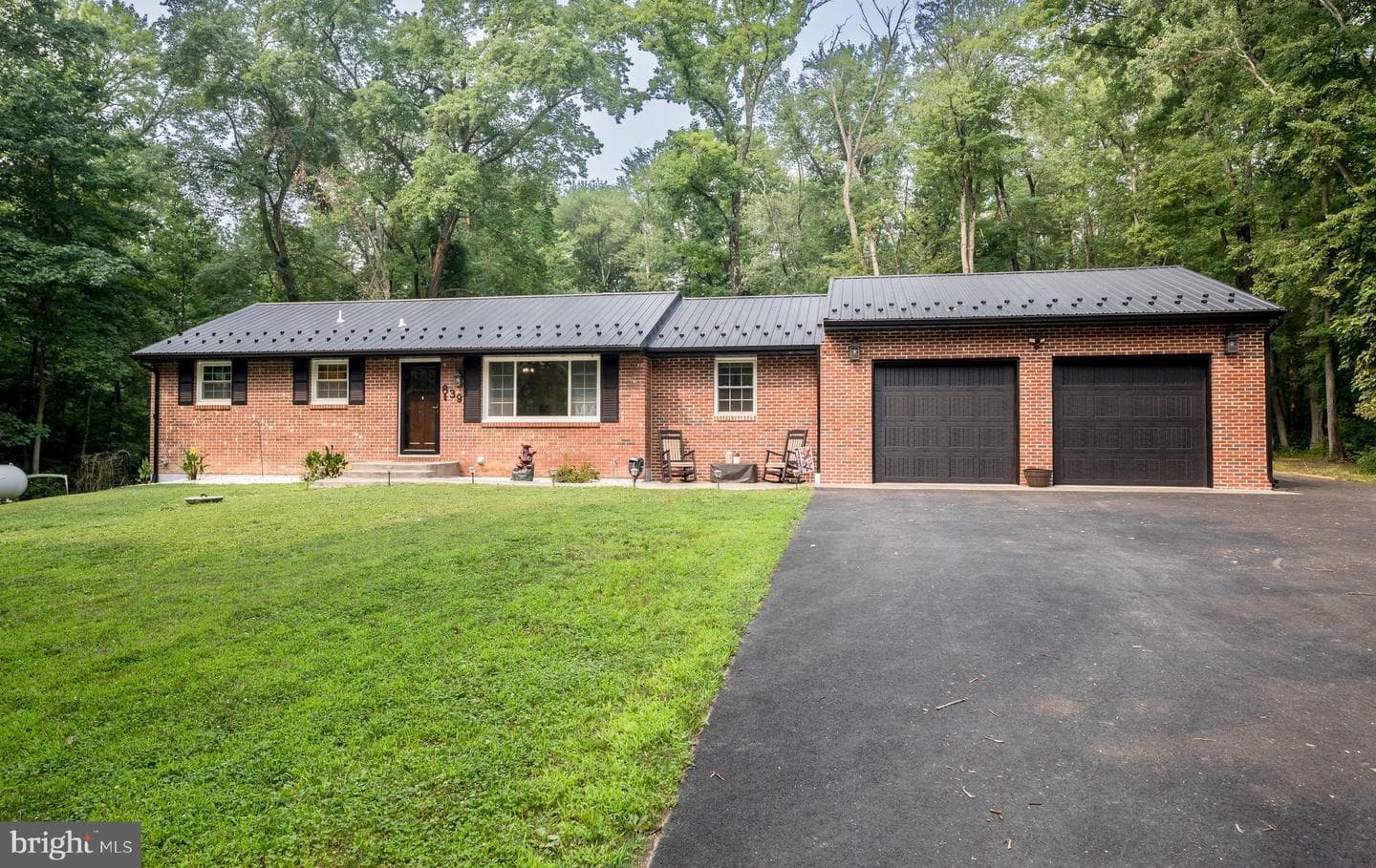 839 Red Toad Road photo 1