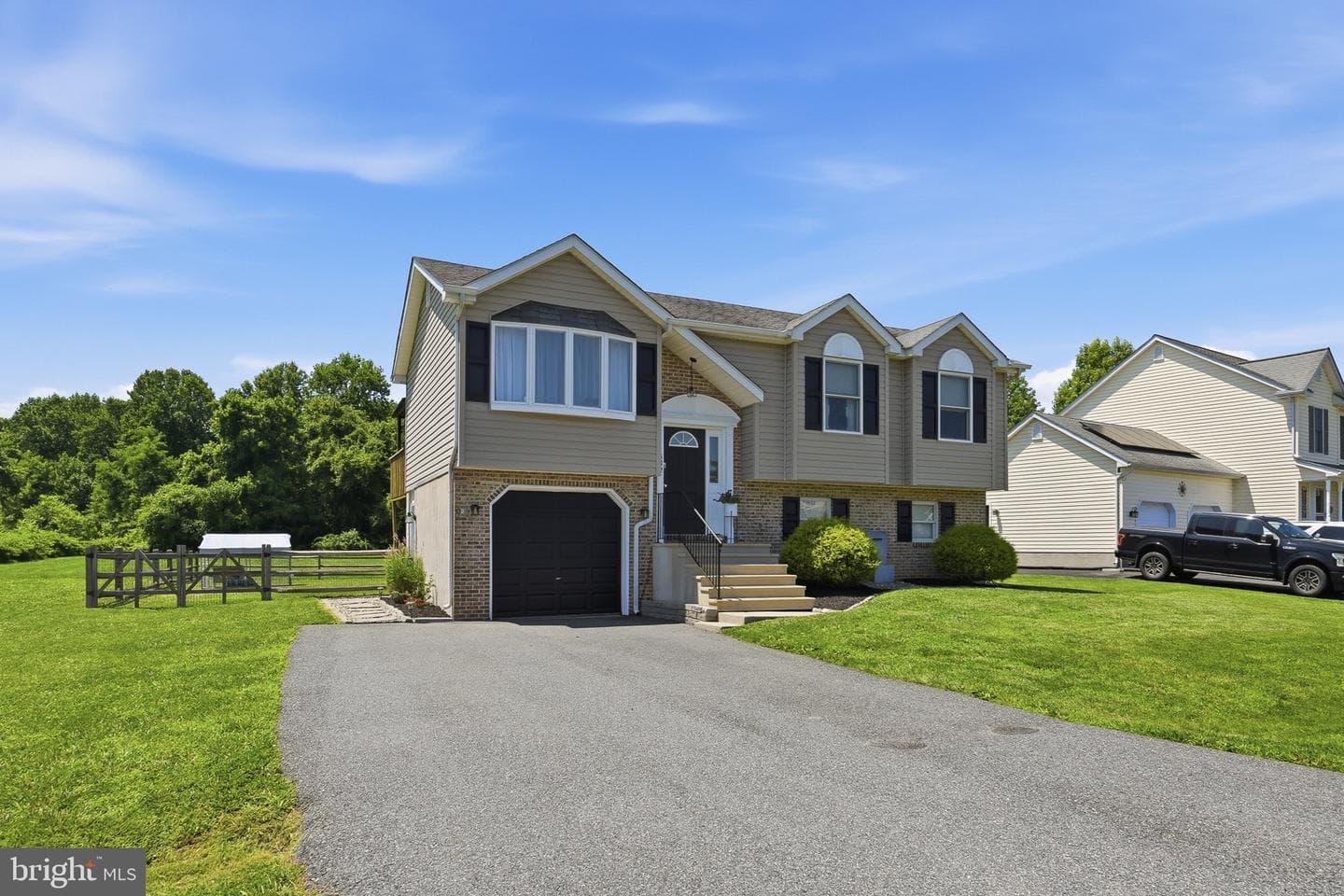 532 Highland Drive photo 23