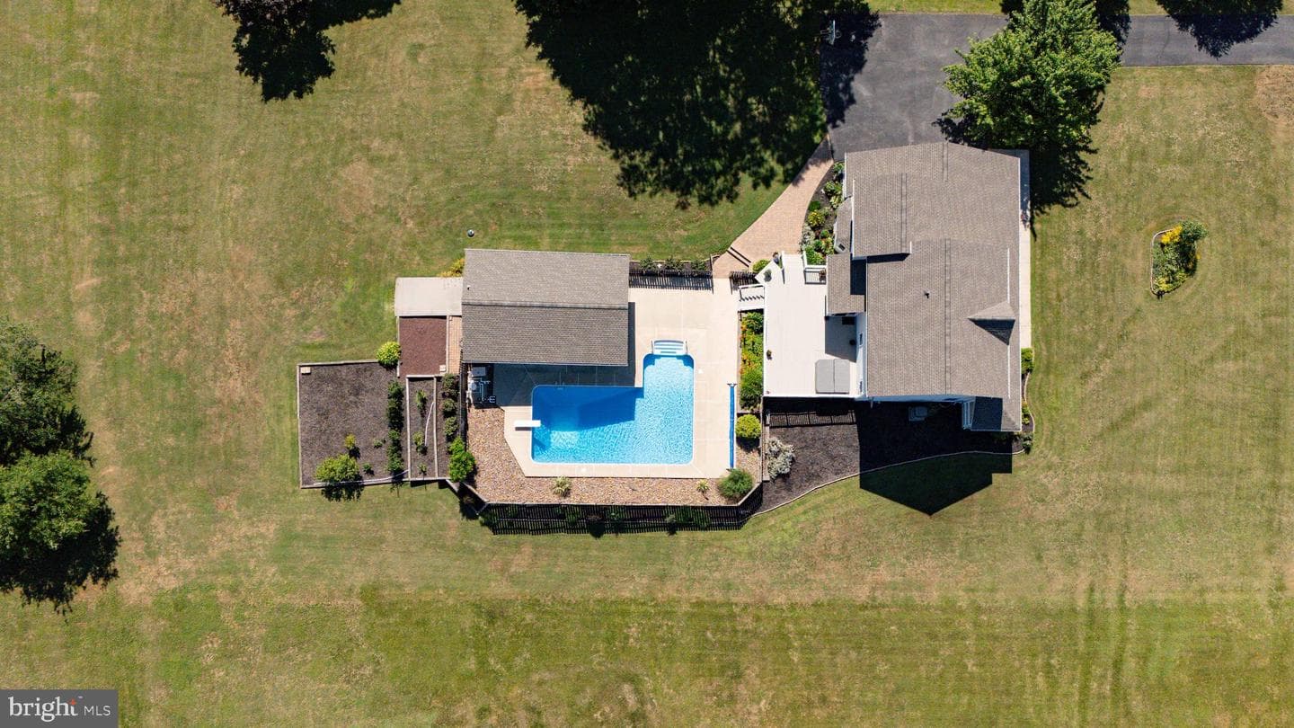 71 W Branch Circle photo 17