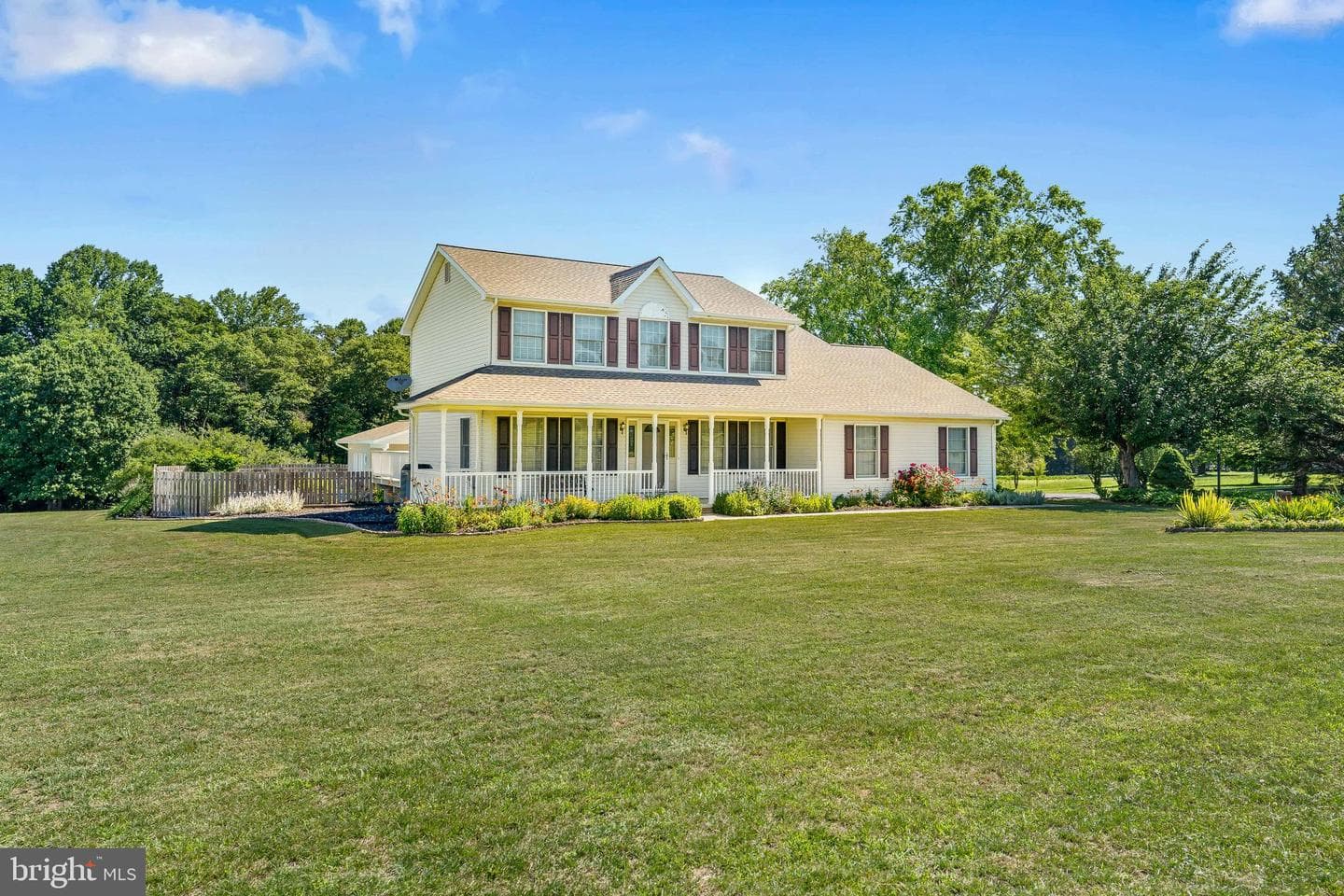 71 W Branch Circle photo 2