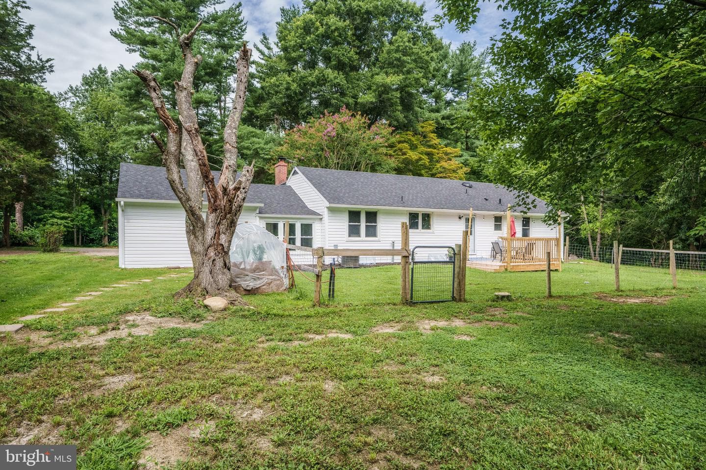 48 Hessey Lane photo 17