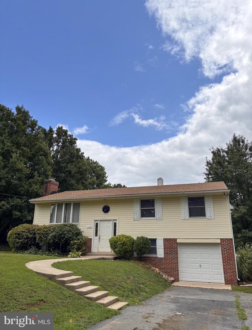 1124 Cedar Corner Road photo 1