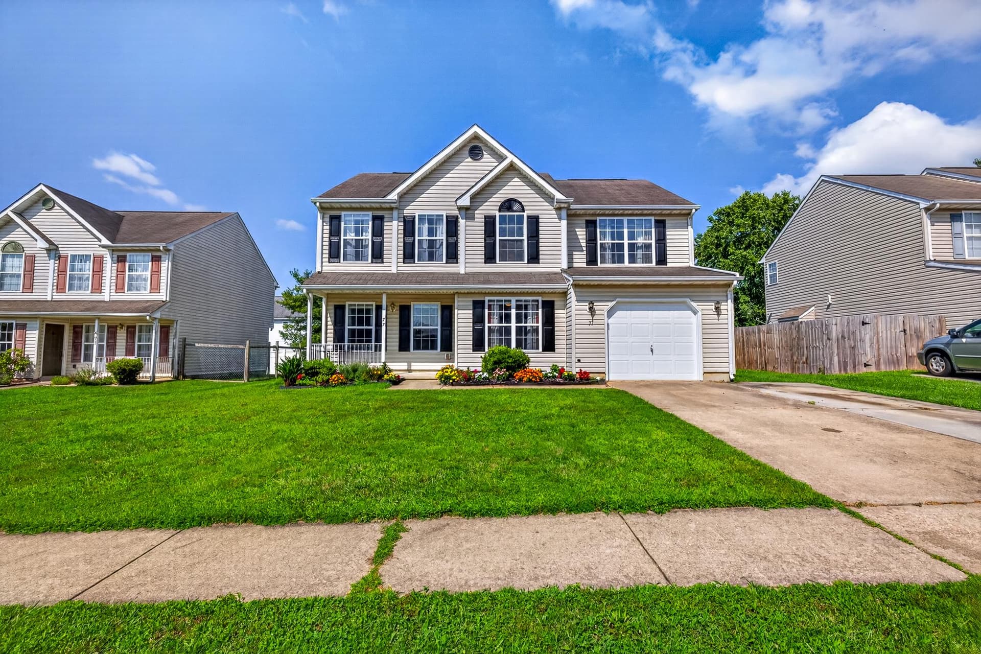 77 Chestnut Drive photo 1