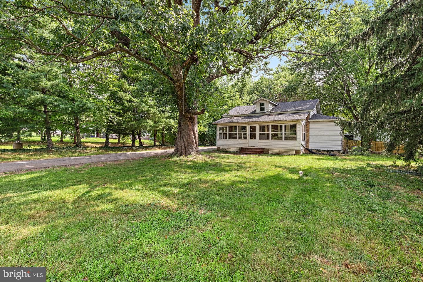 246 Old Bayview Road photo 1