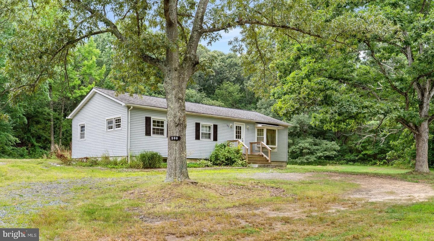 596 Nottingham Road photo 1