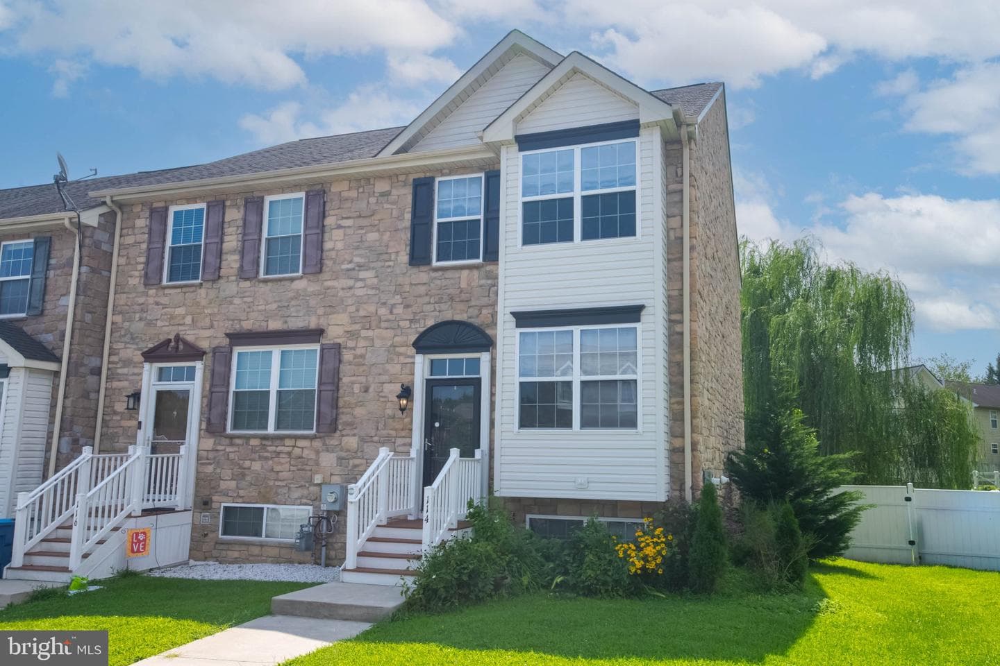 114 Vince Drive photo 1