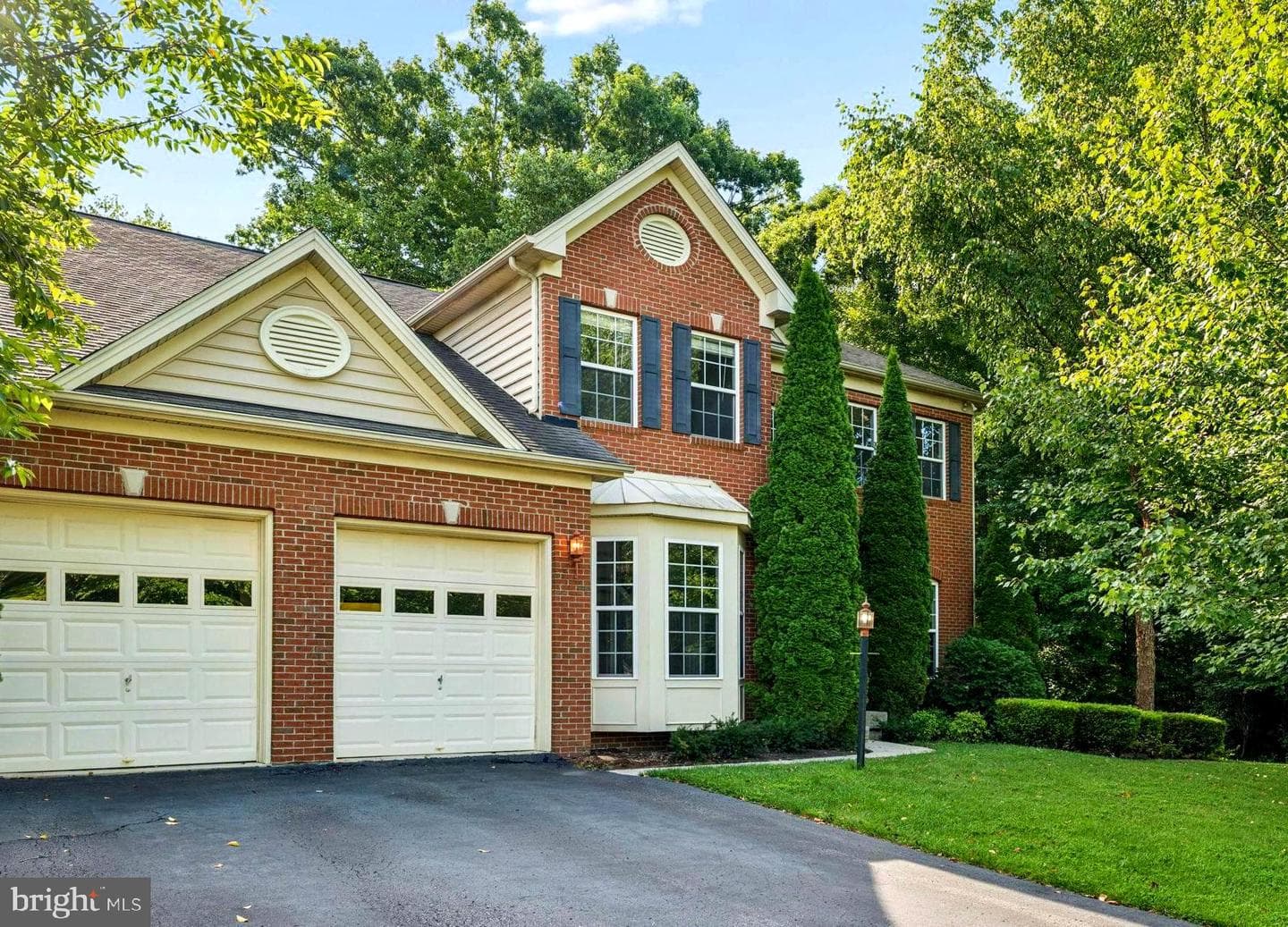 100 Raydan Way photo 1