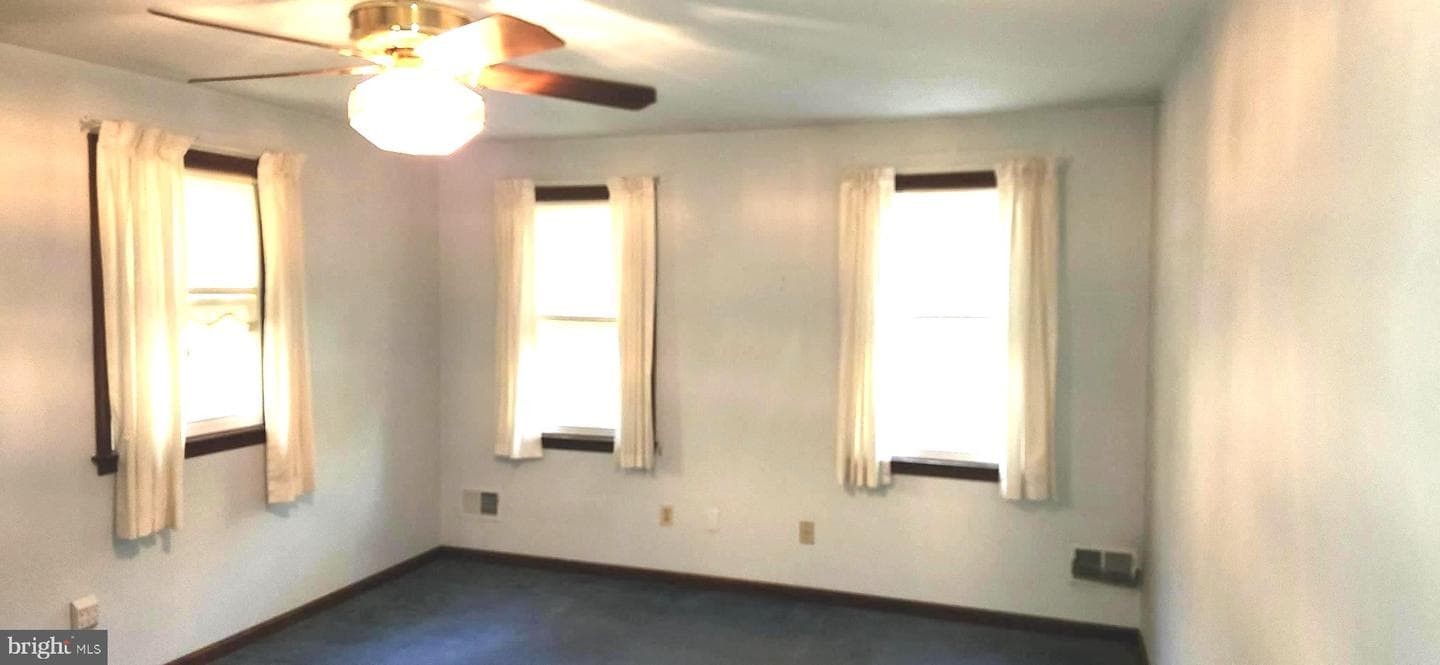 405 Crabapple Court photo 30