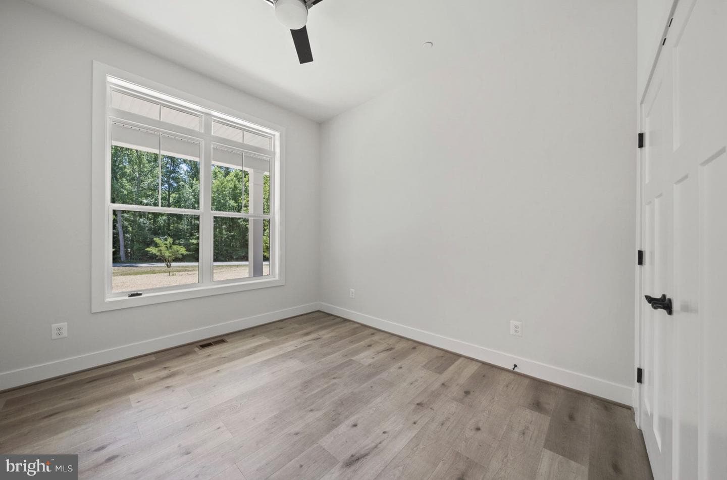 16560 Trail Mill Place photo 28