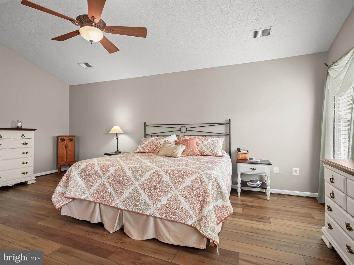 1003 Canterbury Lane photo 25