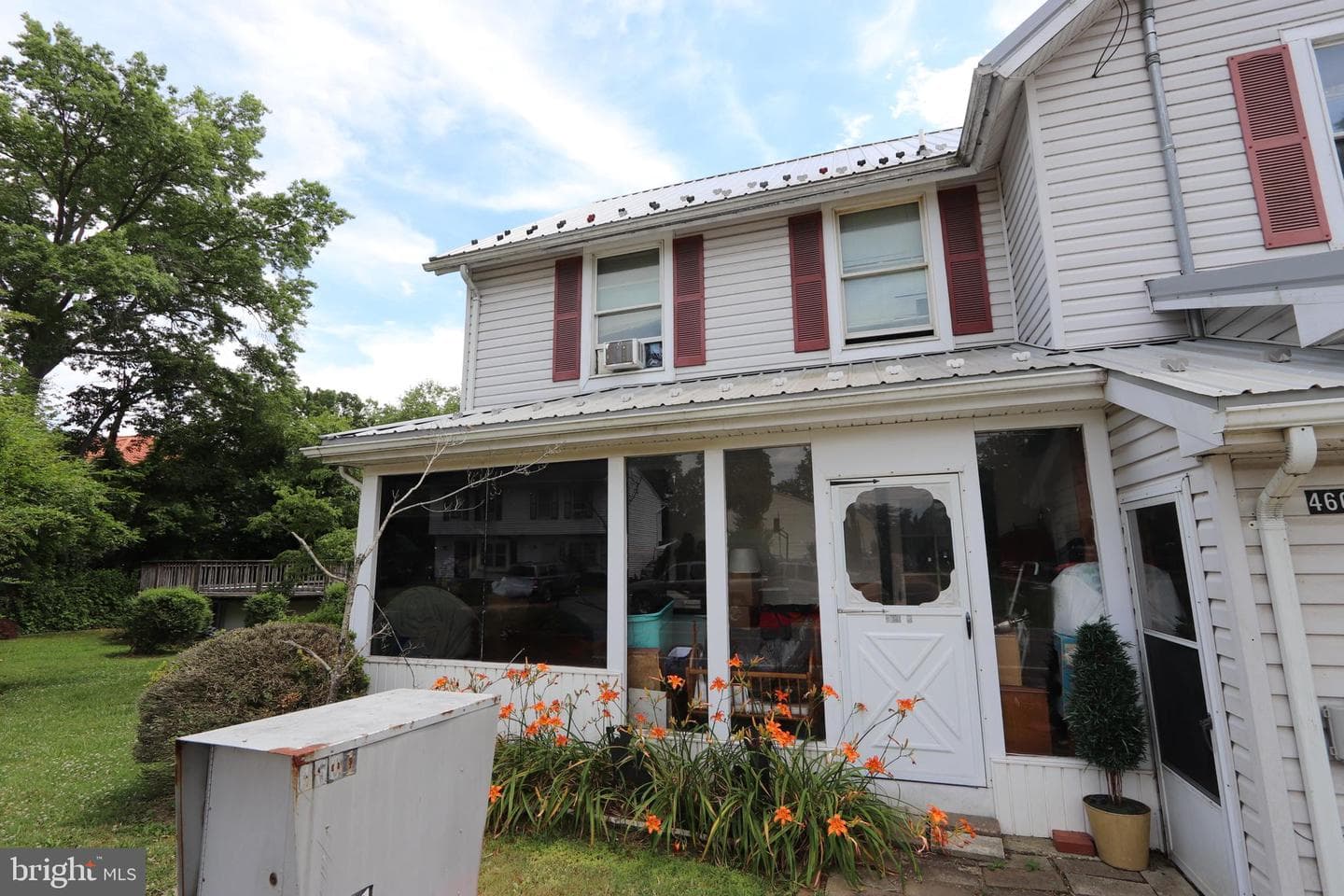 4601 Strauss Avenue photo 9
