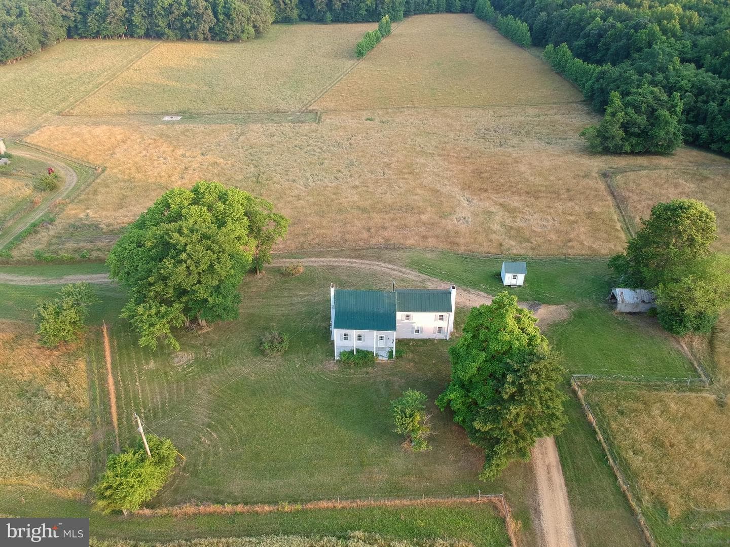 9885 Heatherstone Drive photo 2
