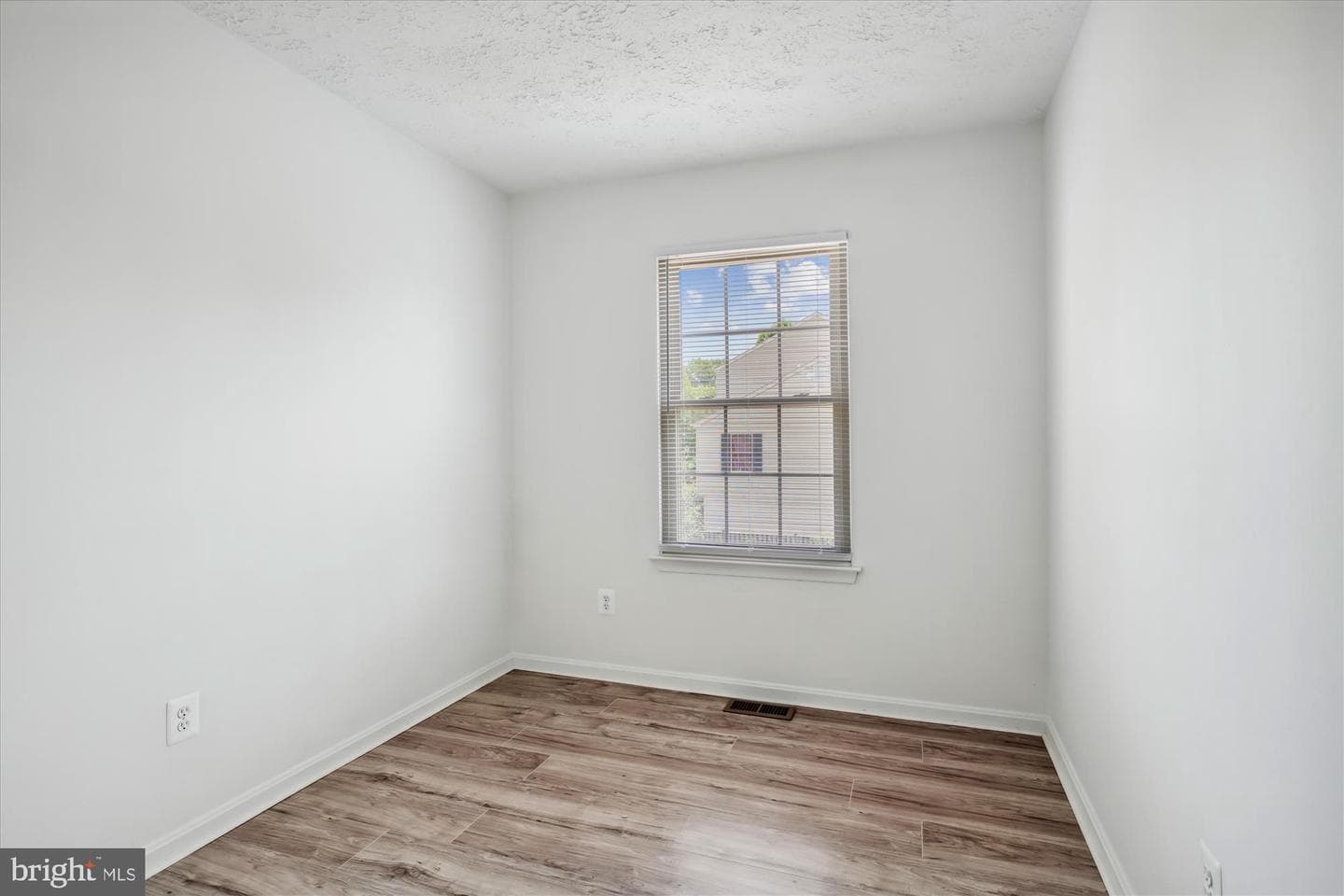 16 Dove Tree Court photo 14
