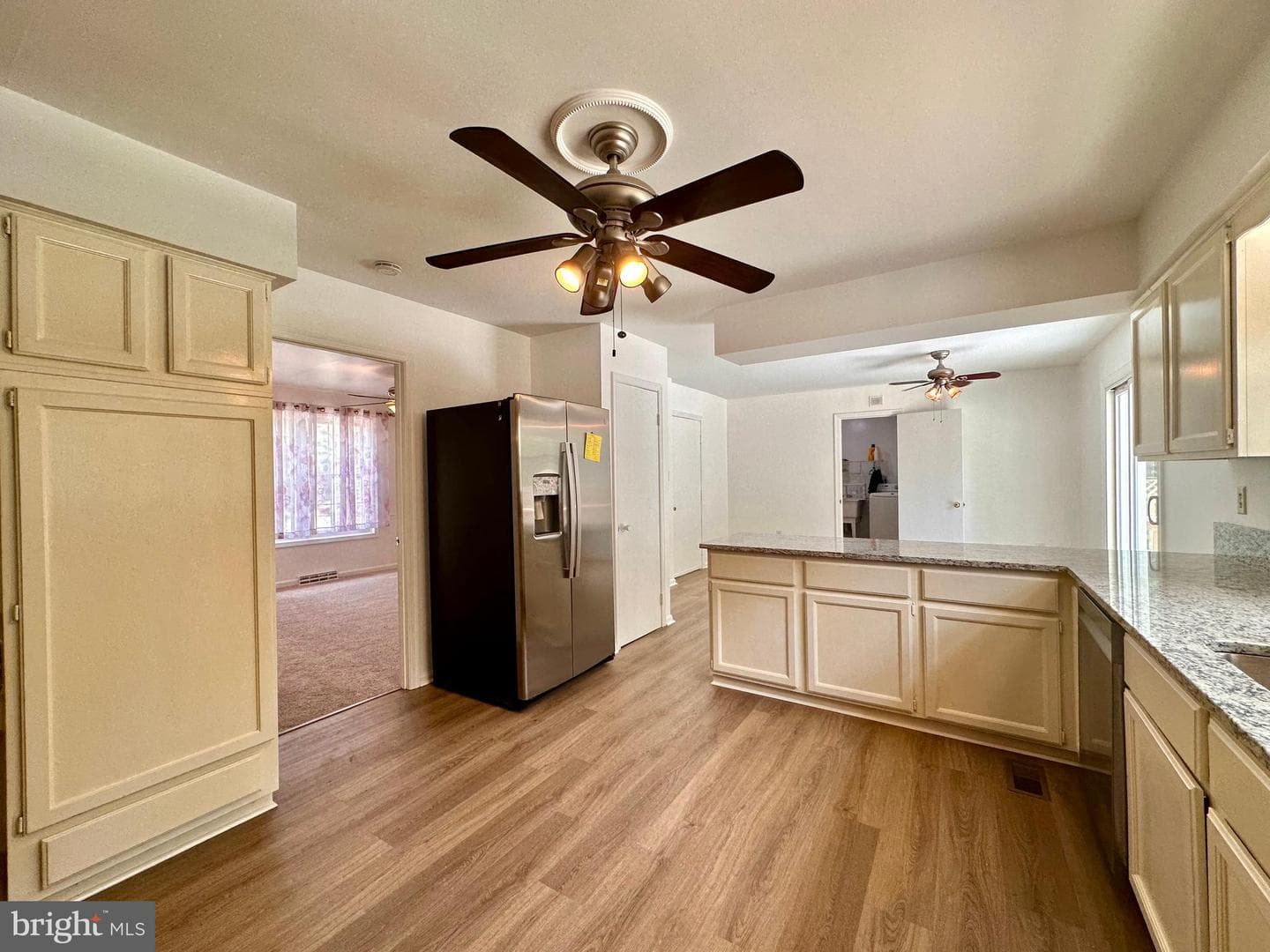 1398 Redwood Circle photo 14