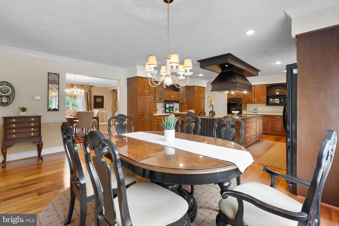 8880 Mitchell Road photo 23