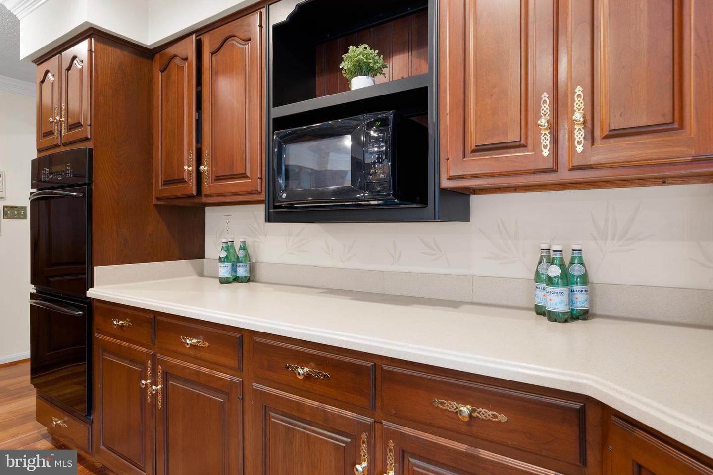 8880 Mitchell Road photo 26