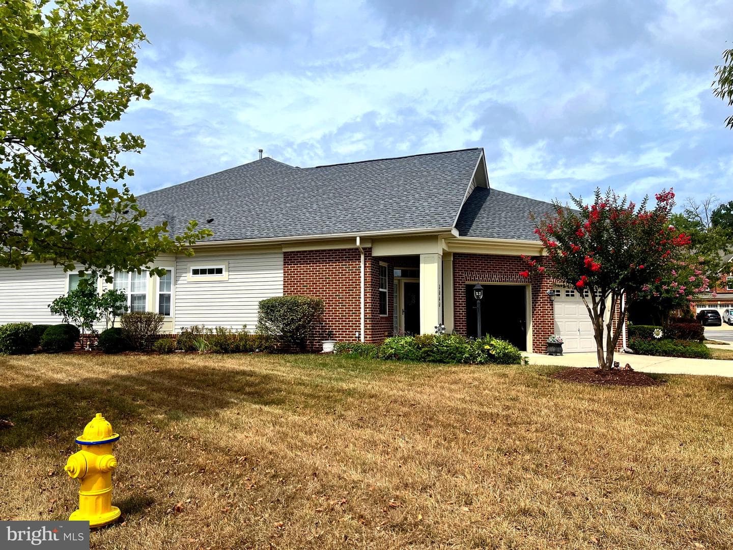 3040 Fullmoon Place photo 4