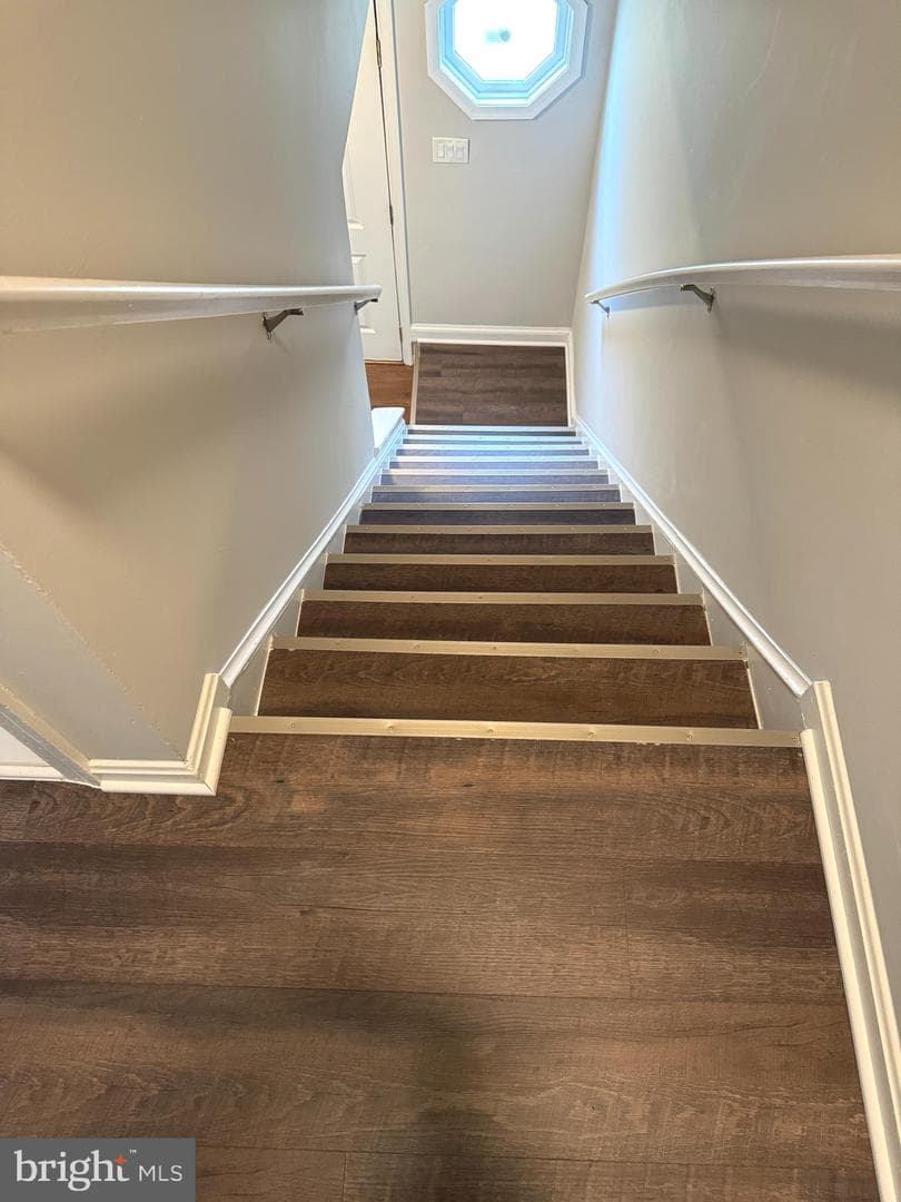 433 Patuxent Court photo 13