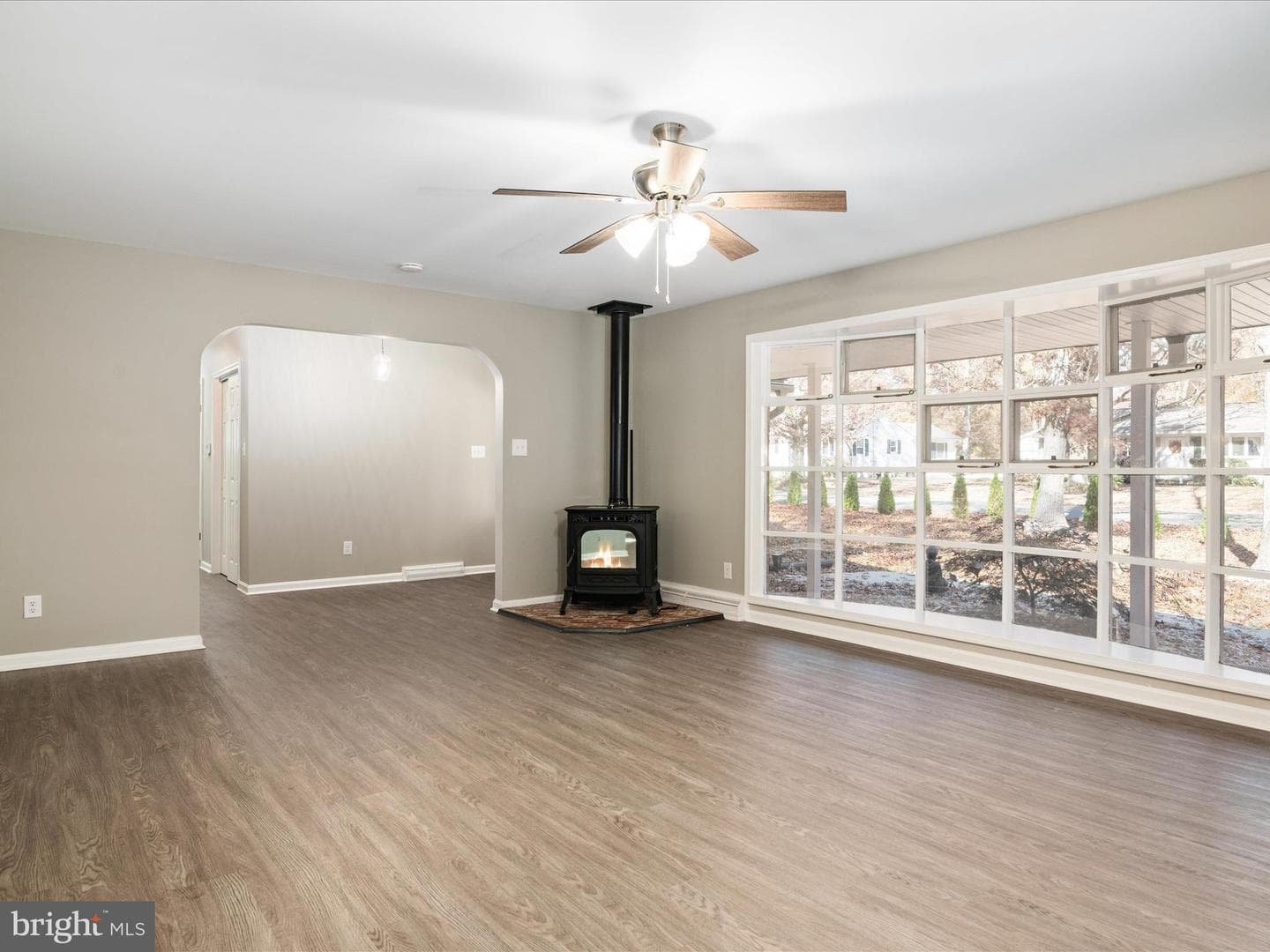 9635 Sharon Avenue photo 4
