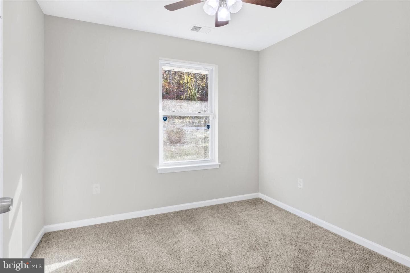 6495 Valley Road photo 14