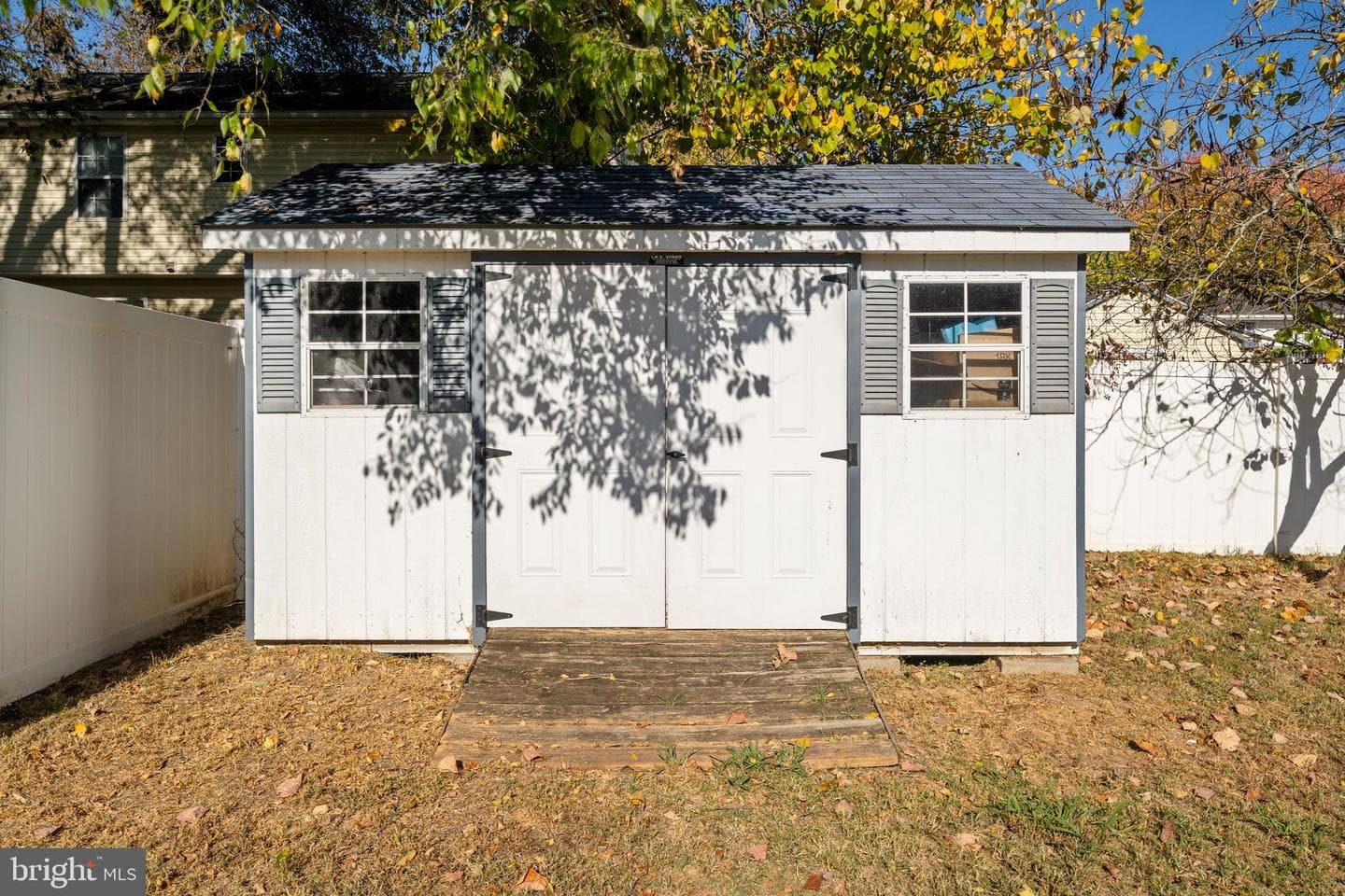 9427 Overlook Circle photo 8